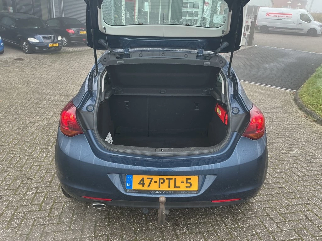 Hoofdafbeelding Opel Astra