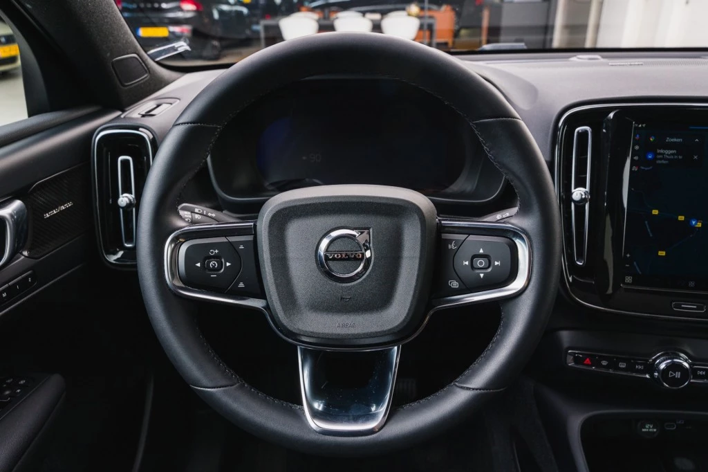 Hoofdafbeelding Volvo C40