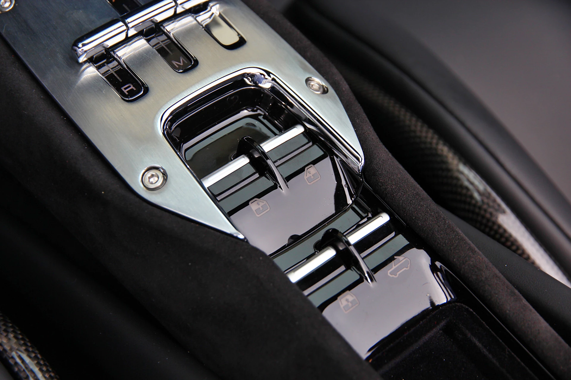 Hoofdafbeelding Ferrari 296