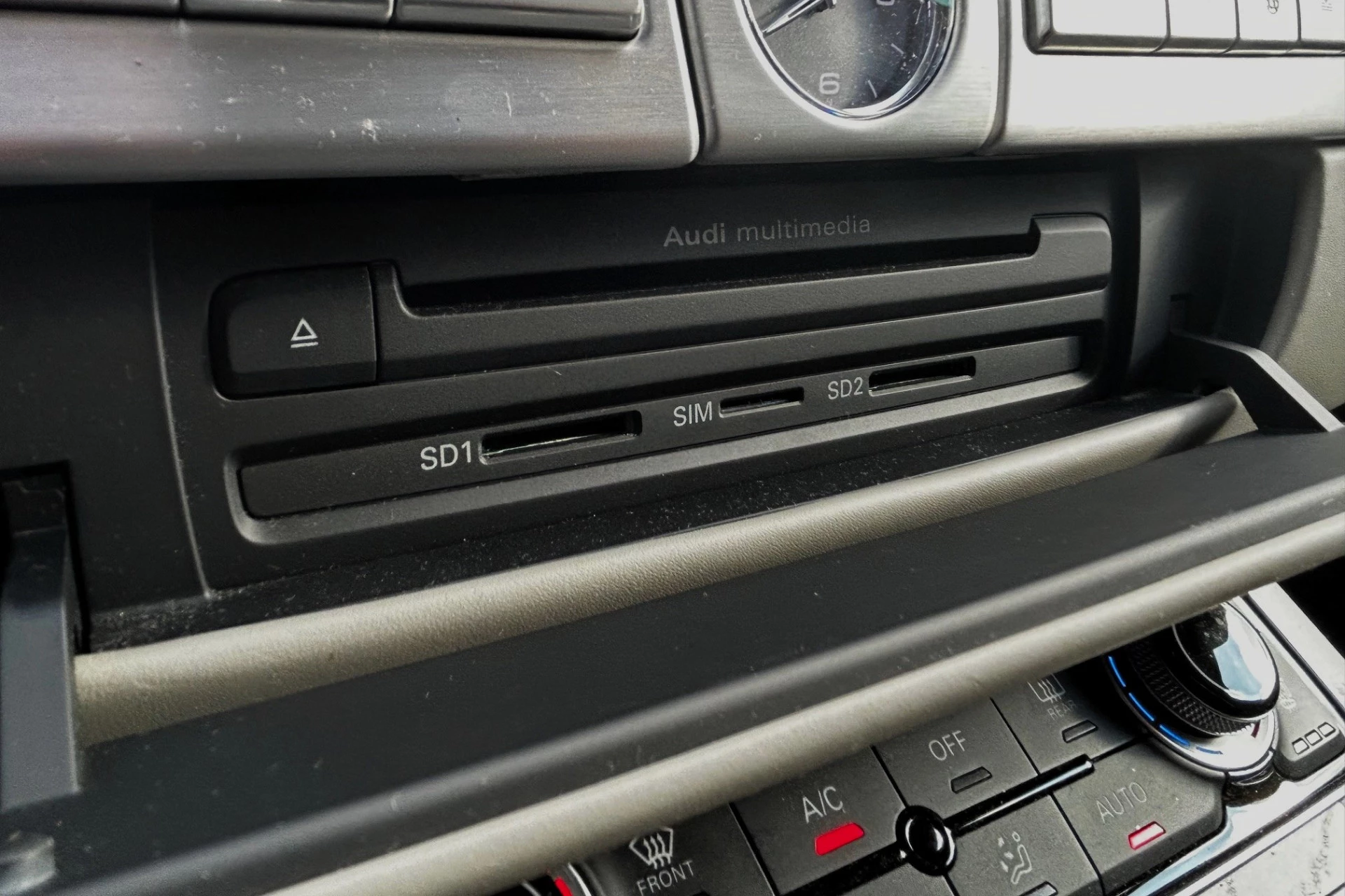 Hoofdafbeelding Audi A8