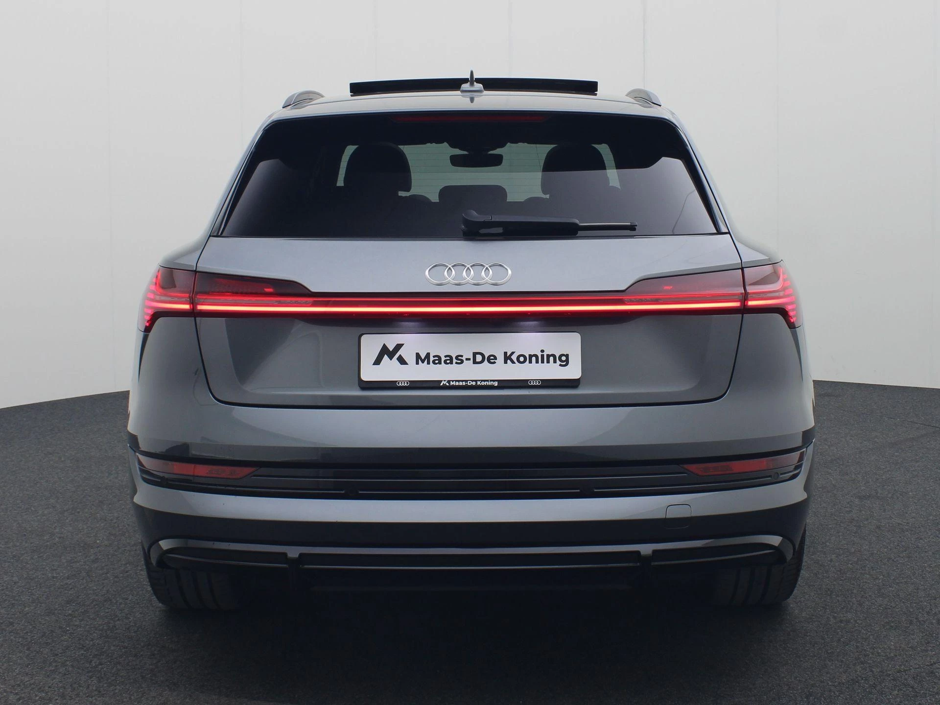 Hoofdafbeelding Audi e-tron