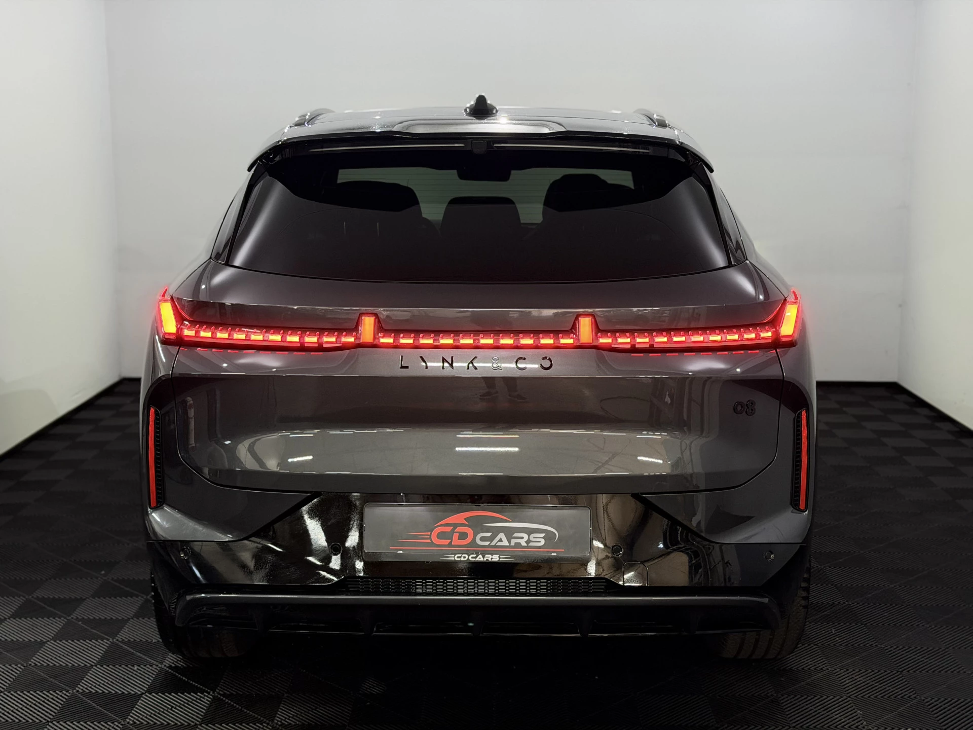 Hoofdafbeelding Lynk & Co 08