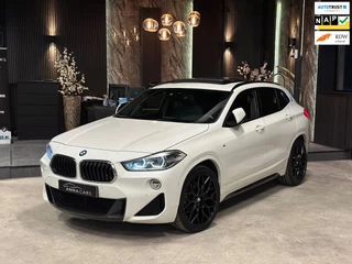 Hoofdafbeelding BMW X2 BMW X2 SDrive18i|M Pakket|PANO|BOMVOL!
