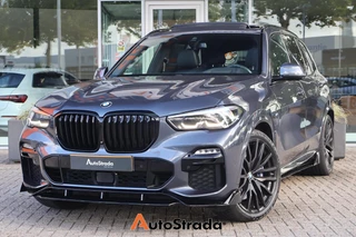 Hoofdafbeelding BMW X5 BMW X5 (g05) xDrive45e 394pk | Skylounge | Harman/Kardon | TV Scherm | 360 Camera | Trekhaak | Softclose 