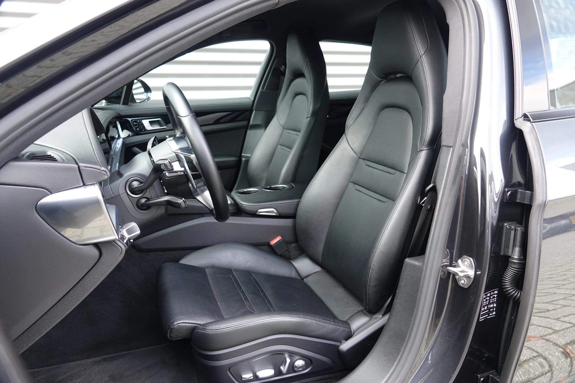 Hoofdafbeelding Porsche Panamera