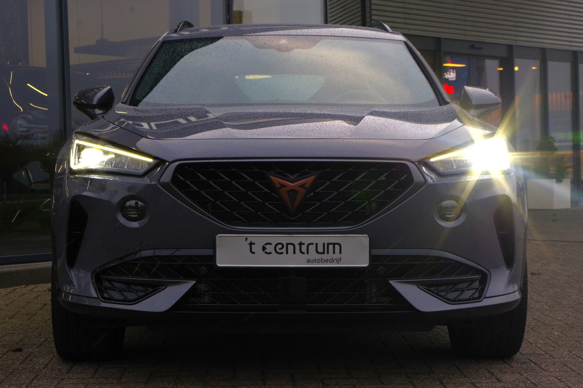 Hoofdafbeelding CUPRA Formentor