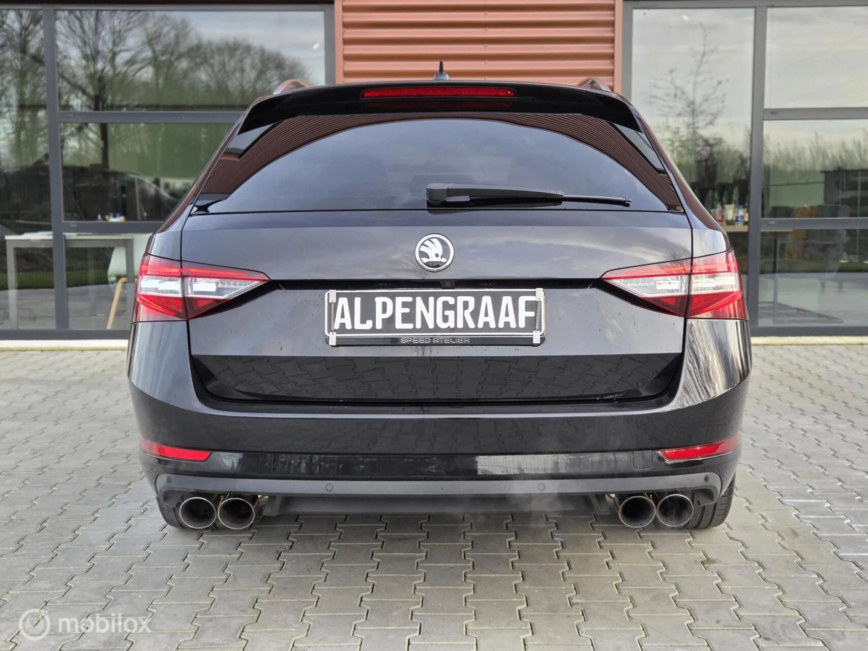 Hoofdafbeelding Škoda Superb