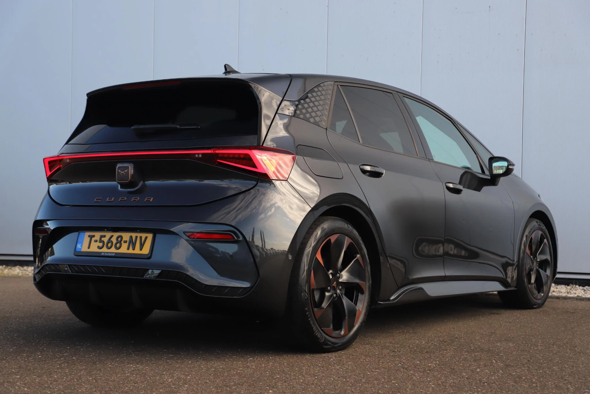 Hoofdafbeelding CUPRA Born