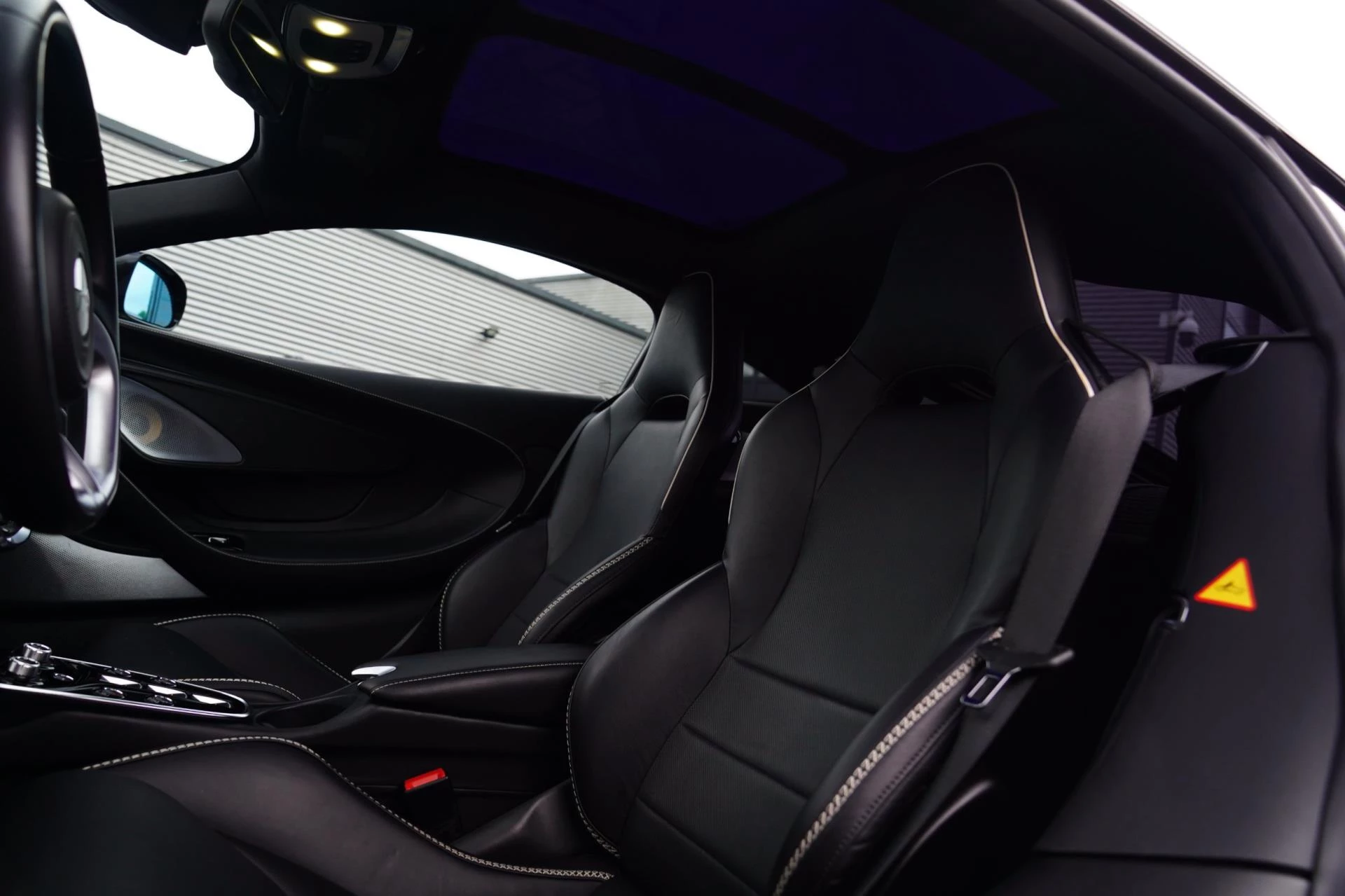 Hoofdafbeelding McLaren GT