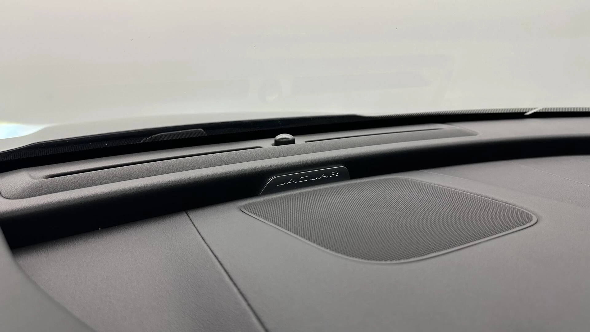 Hoofdafbeelding Jaguar XE