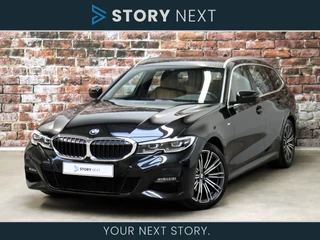 BMW 3 Serie Touring 320i High Executive M Sport Pakket Automaat / Live Cockpit Professional / Leder / Achteruitrijcamera / DAB / Stoelverwarming / Hifi / Ambiance Verlichting / 18 Inch / LED / Chrome Line / Parkeersensoren voor+achter / Climate Control