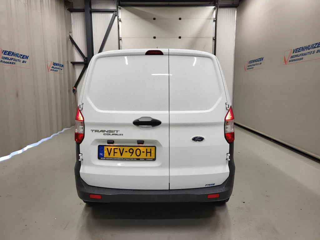 Hoofdafbeelding Ford Transit Courier