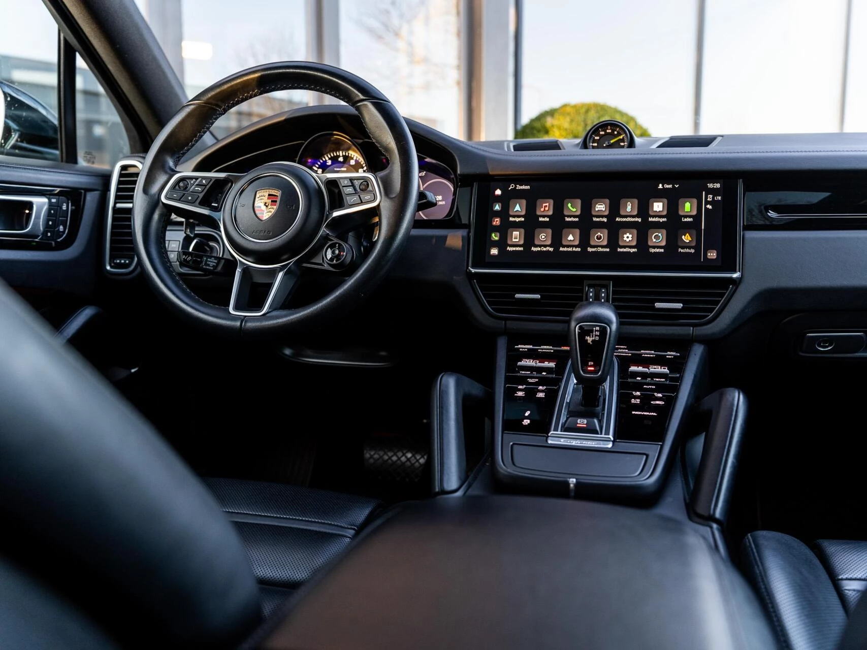 Hoofdafbeelding Porsche Cayenne