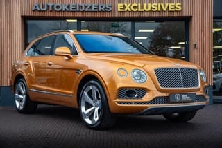 Hoofdafbeelding Bentley Bentayga Bentley Bentayga 6.0 W12 Panoramadak Entertainment Luchtvering Adapt. Cruise Mulliner Kleur 22''LM