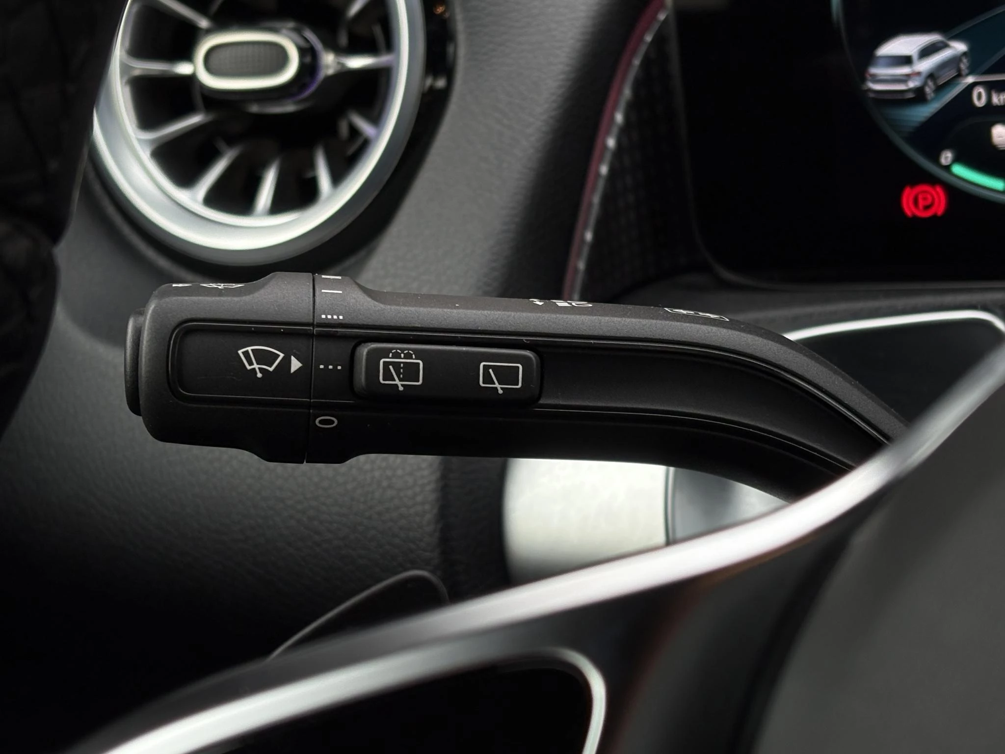 Hoofdafbeelding Mercedes-Benz EQB