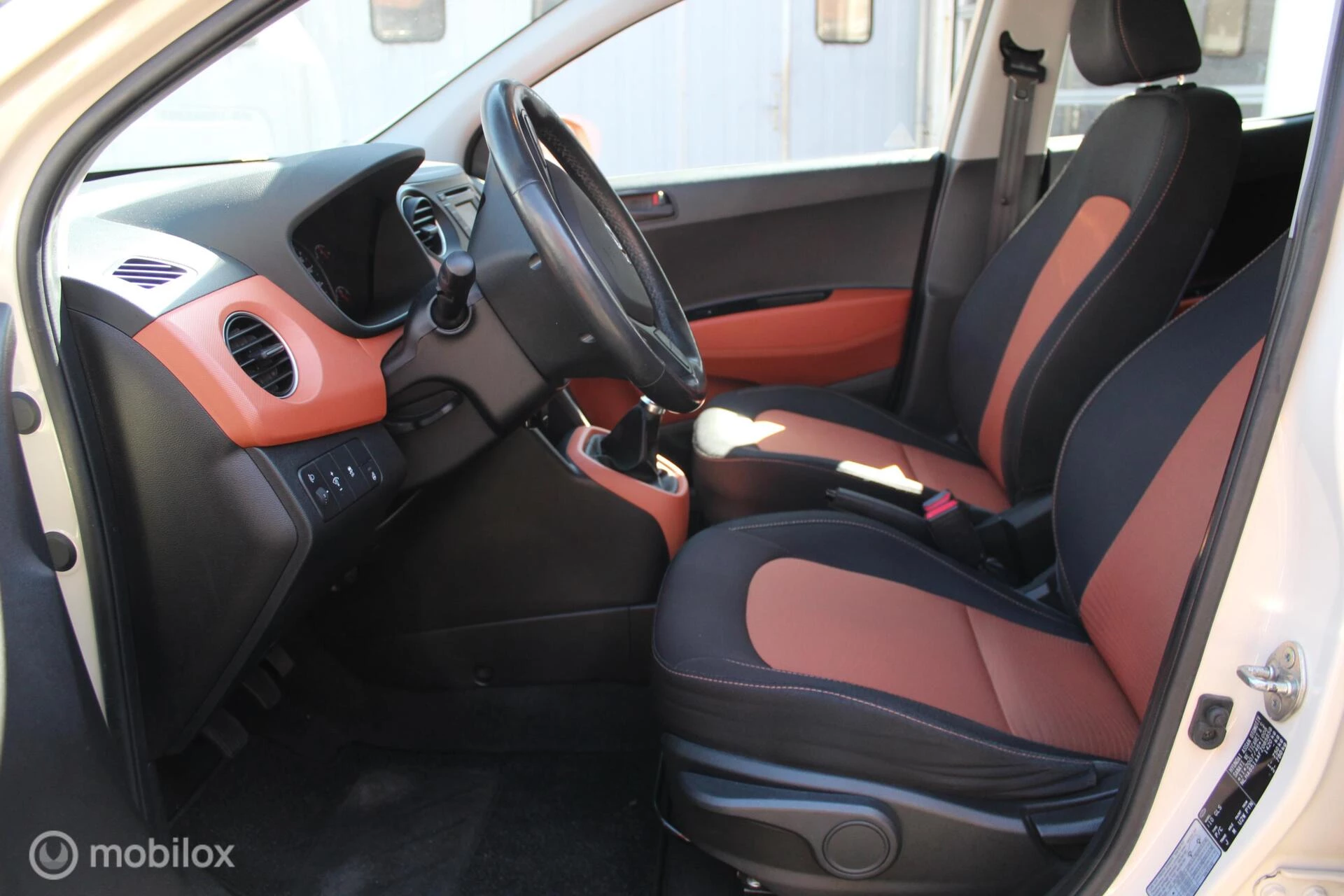 Hoofdafbeelding Hyundai i10