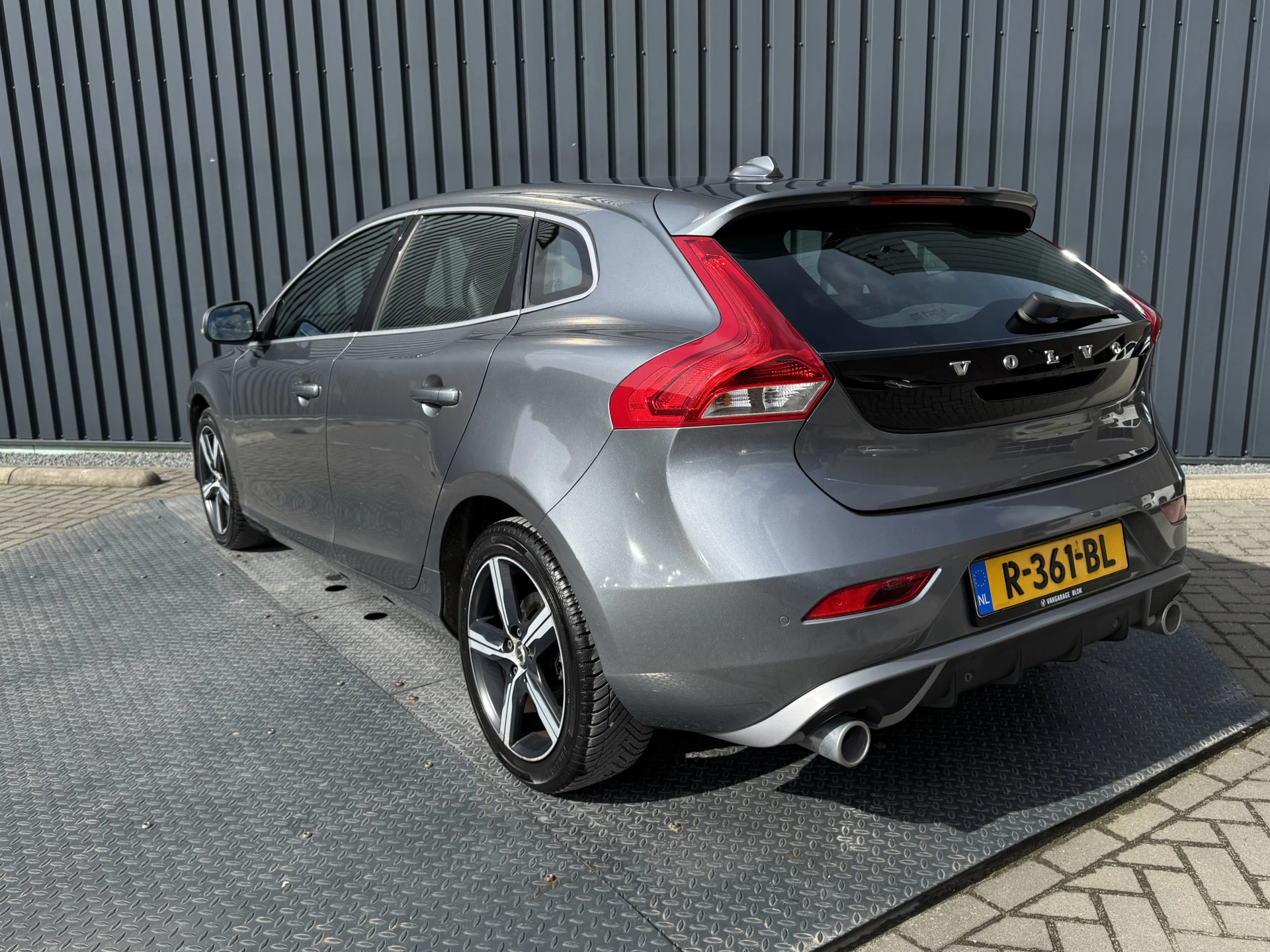 Hoofdafbeelding Volvo V40