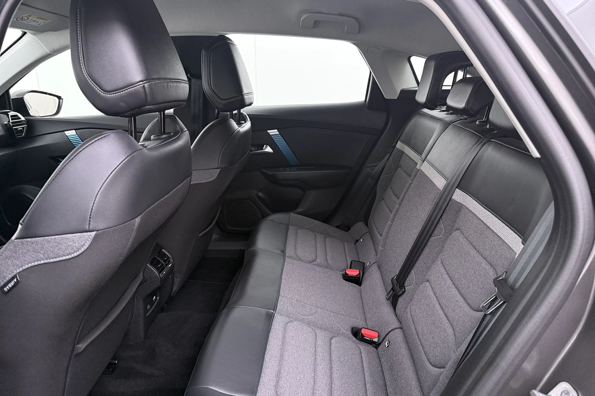 Hoofdafbeelding Citroën ë-C4