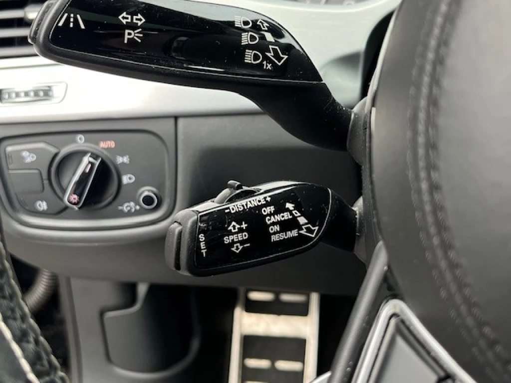 Hoofdafbeelding Audi S8