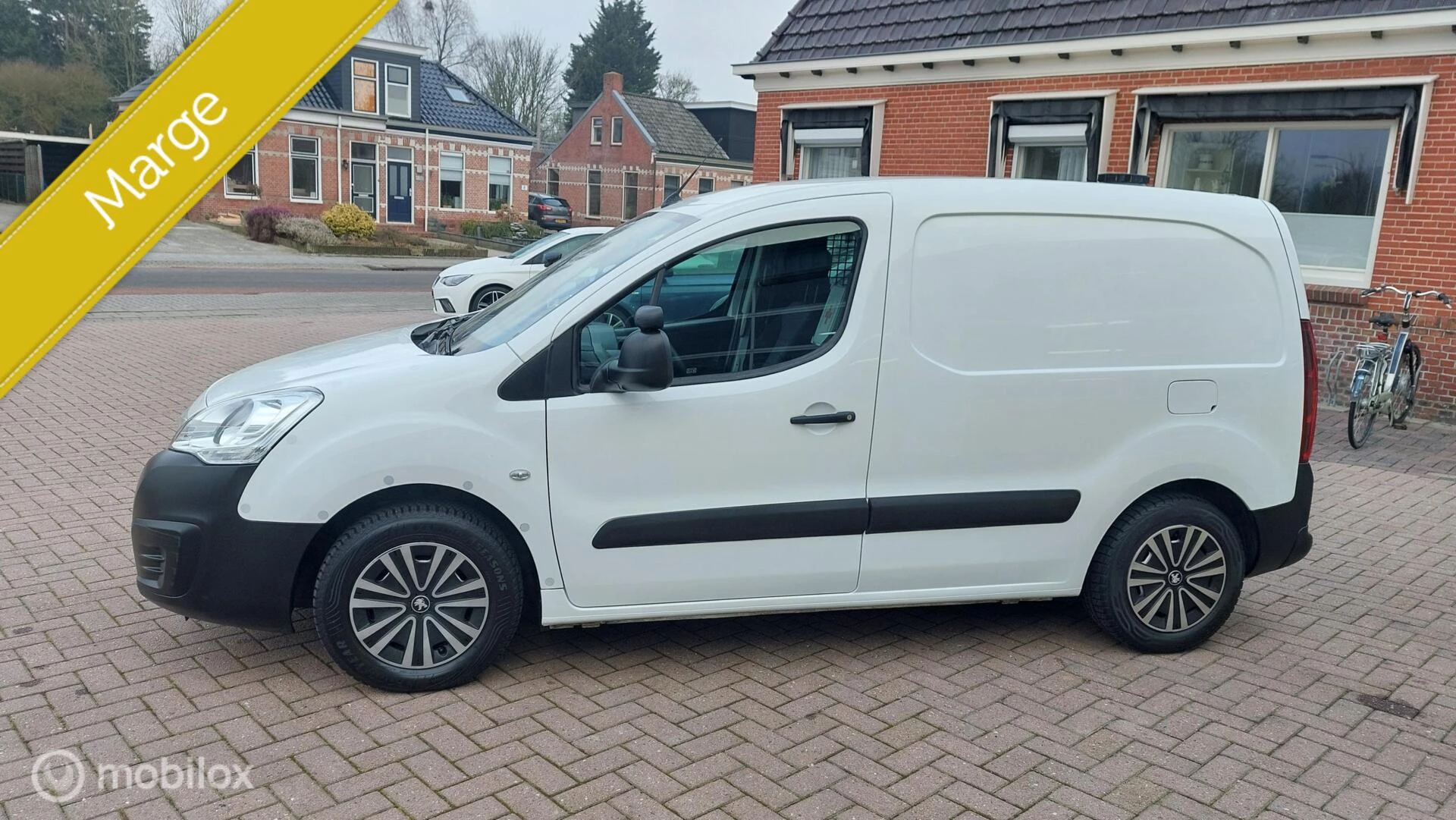 Hoofdafbeelding Peugeot Partner
