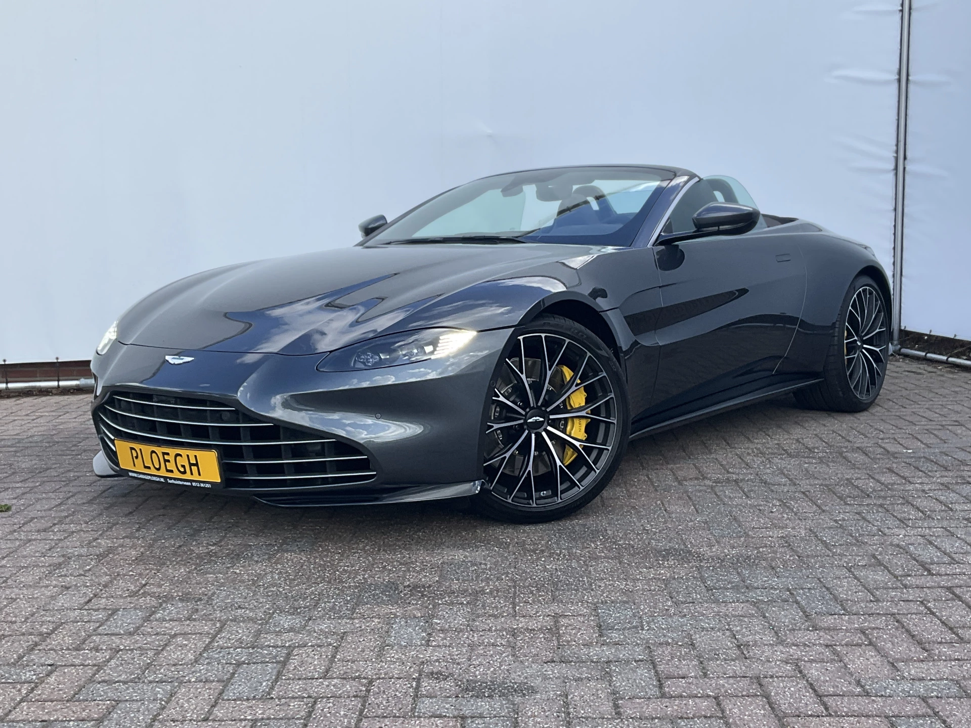 Hoofdafbeelding Aston Martin V8 Vantage