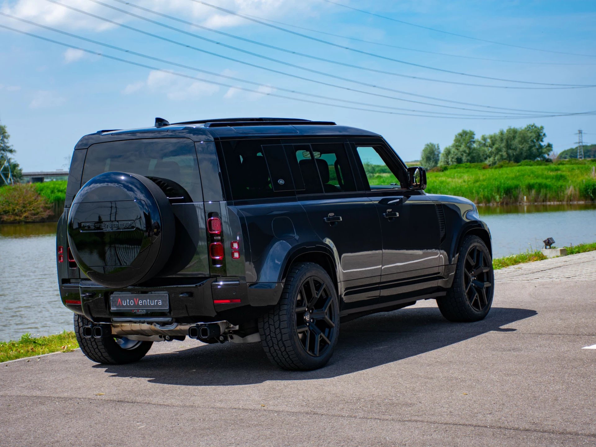 Hoofdafbeelding Land Rover Defender