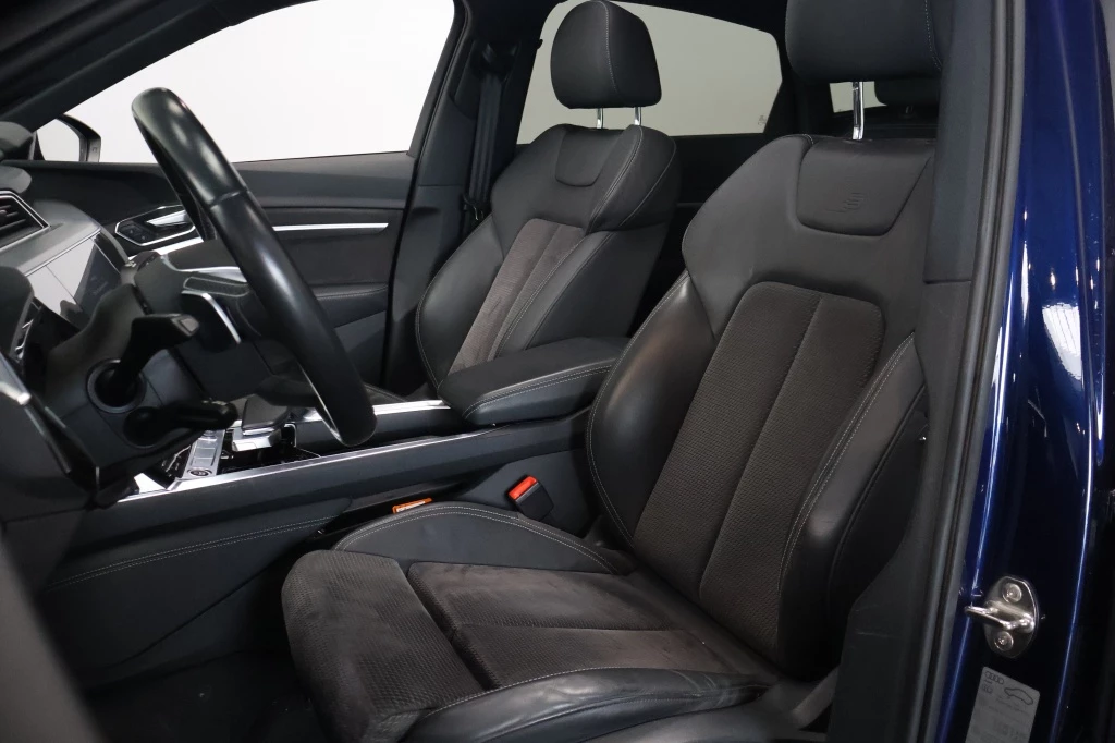 Hoofdafbeelding Audi e-tron
