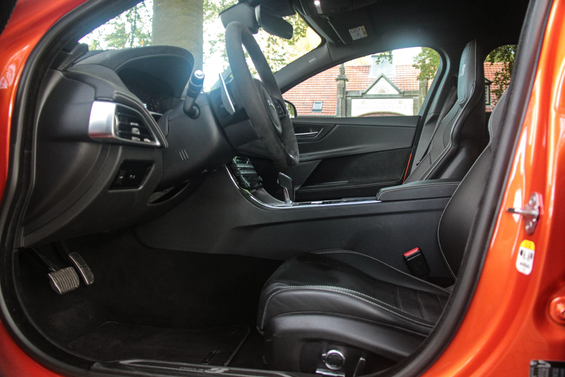 Hoofdafbeelding Jaguar XE