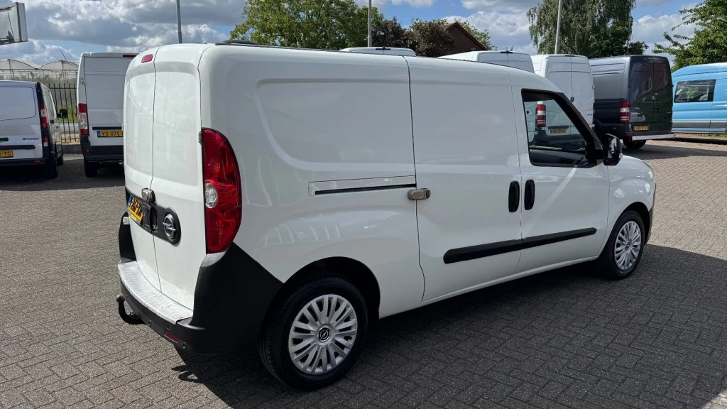 Hoofdafbeelding Opel Combo