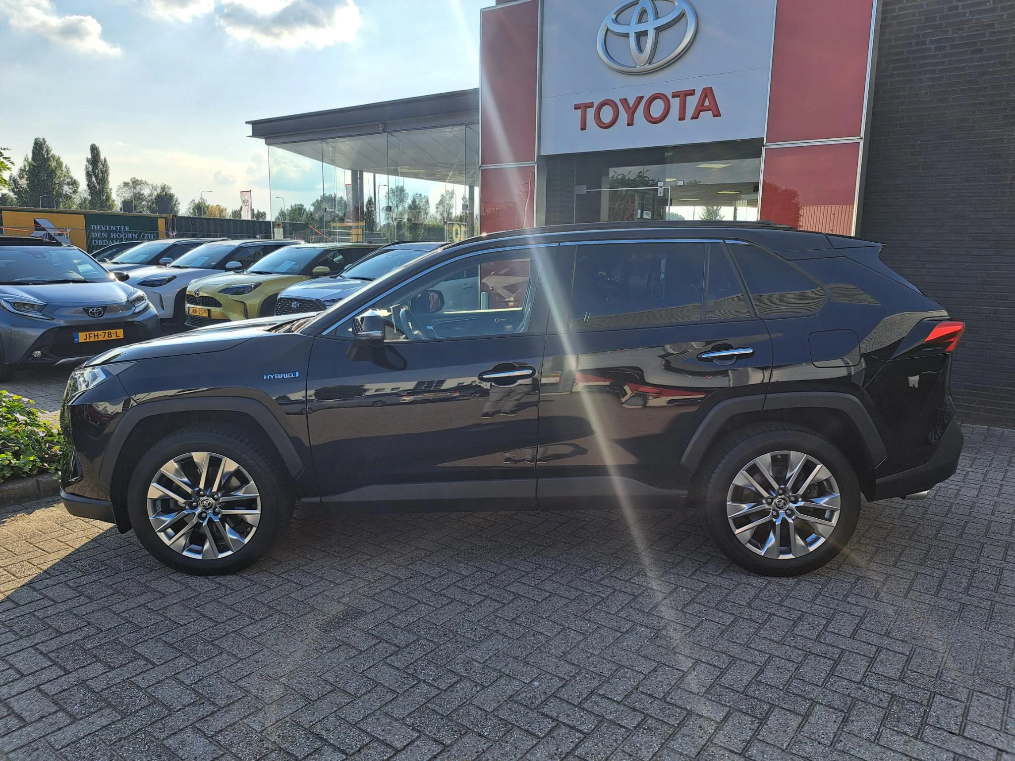 Hoofdafbeelding Toyota RAV4