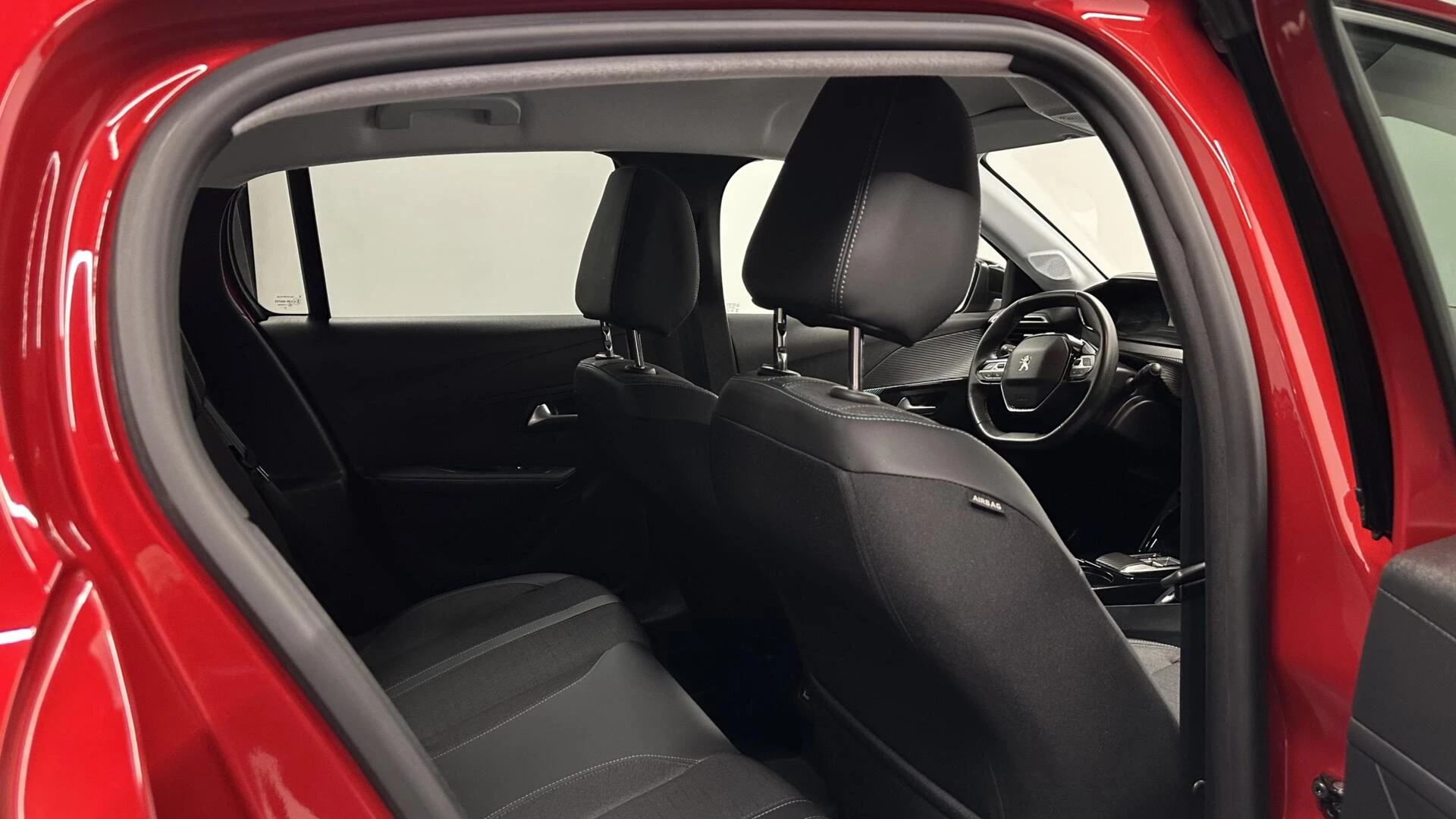 Hoofdafbeelding Peugeot e-208