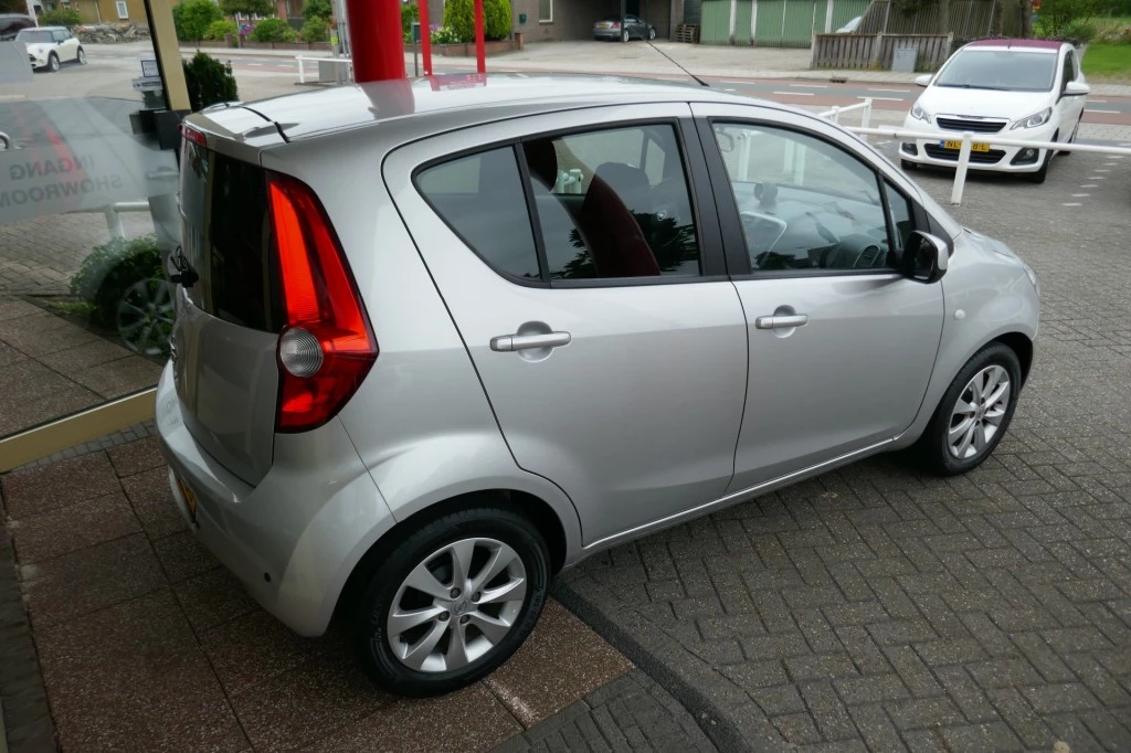 Hoofdafbeelding Opel Agila
