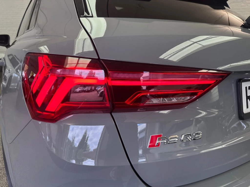 Hoofdafbeelding Audi RSQ3