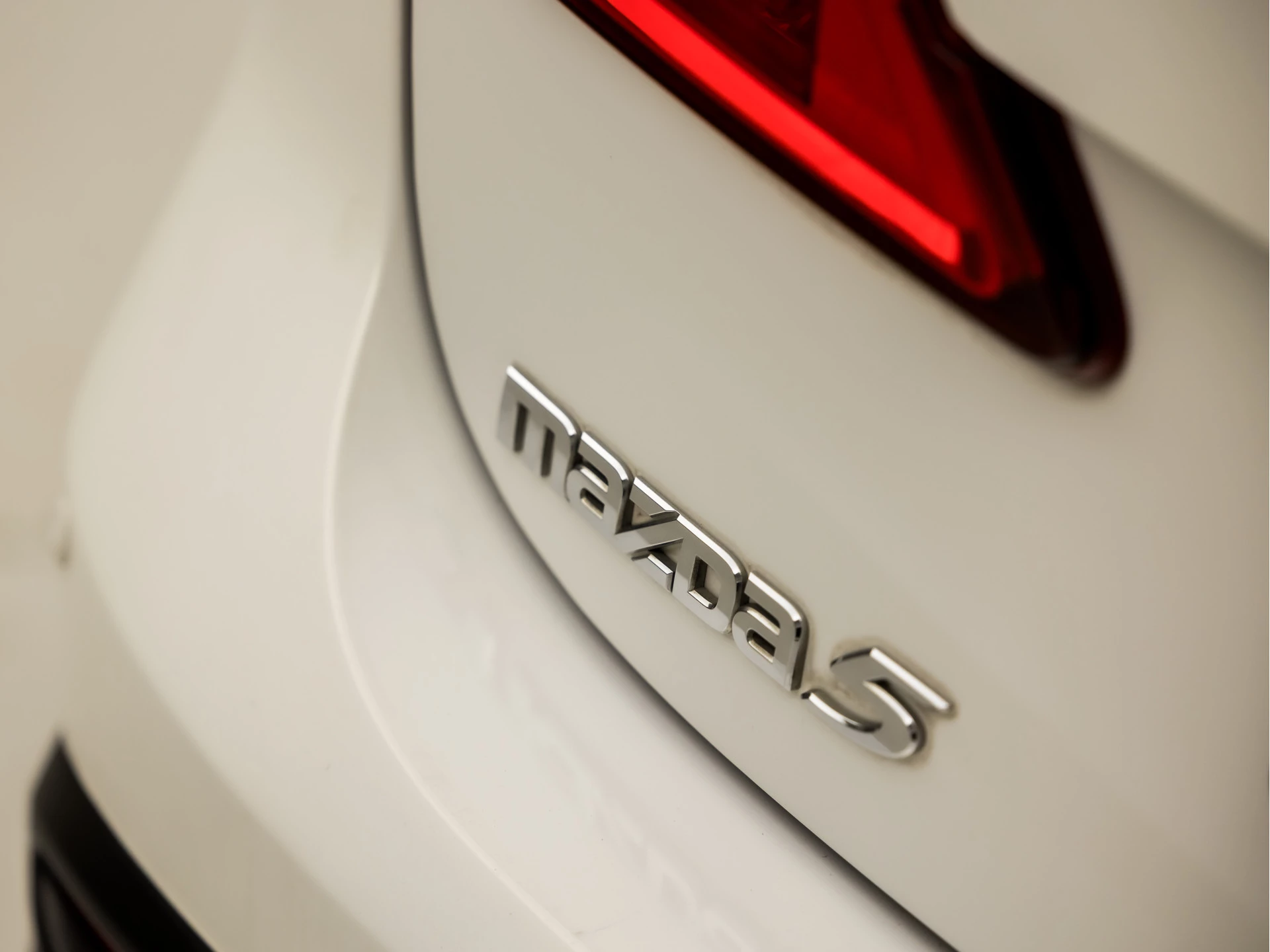 Hoofdafbeelding Mazda 5