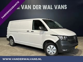 Volkswagen Transporter 2.0TDI 150pk L2H1 Euro6 Airco | Trekhaak | Cruisecontrol | Apple Carplay Parkeersensoren, Android Auto,