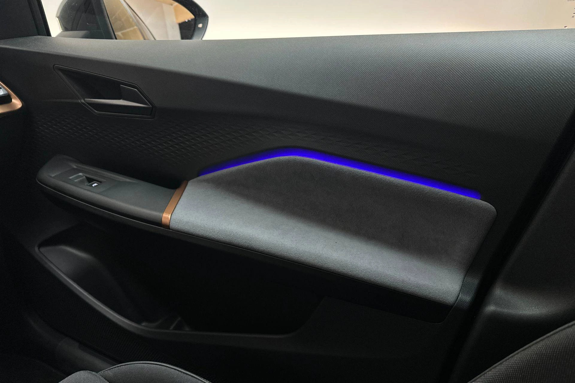 Hoofdafbeelding CUPRA Born