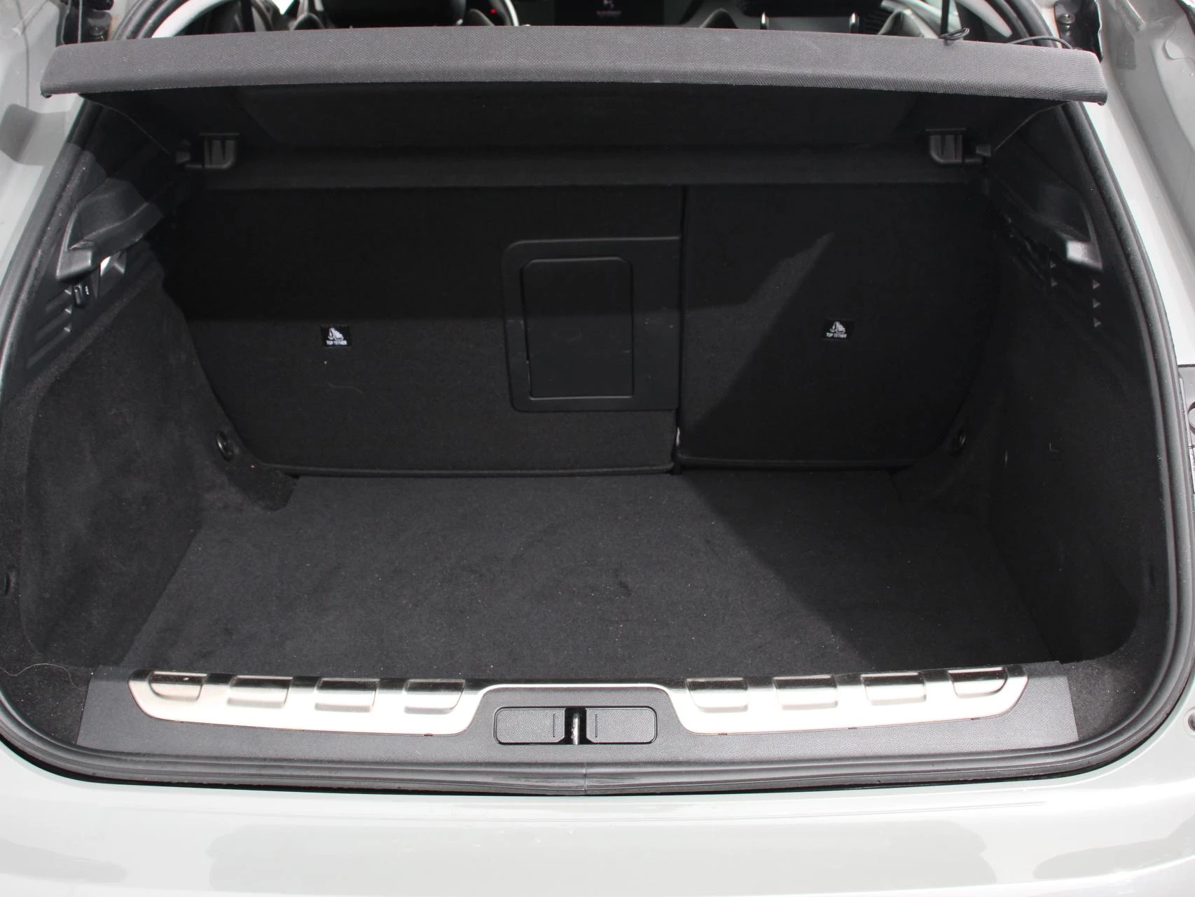 Hoofdafbeelding DS DS 4