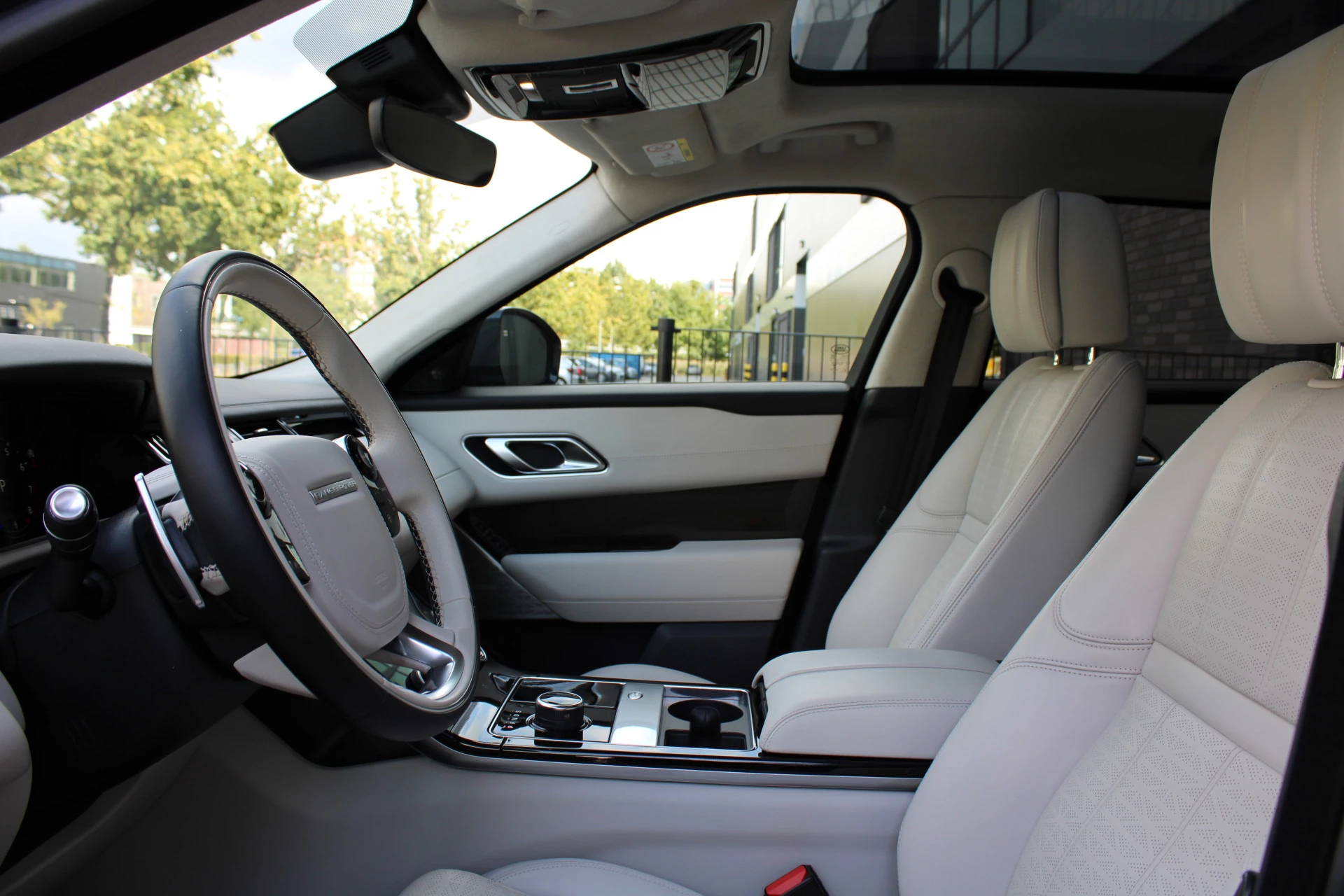 Hoofdafbeelding Land Rover Range Rover Velar