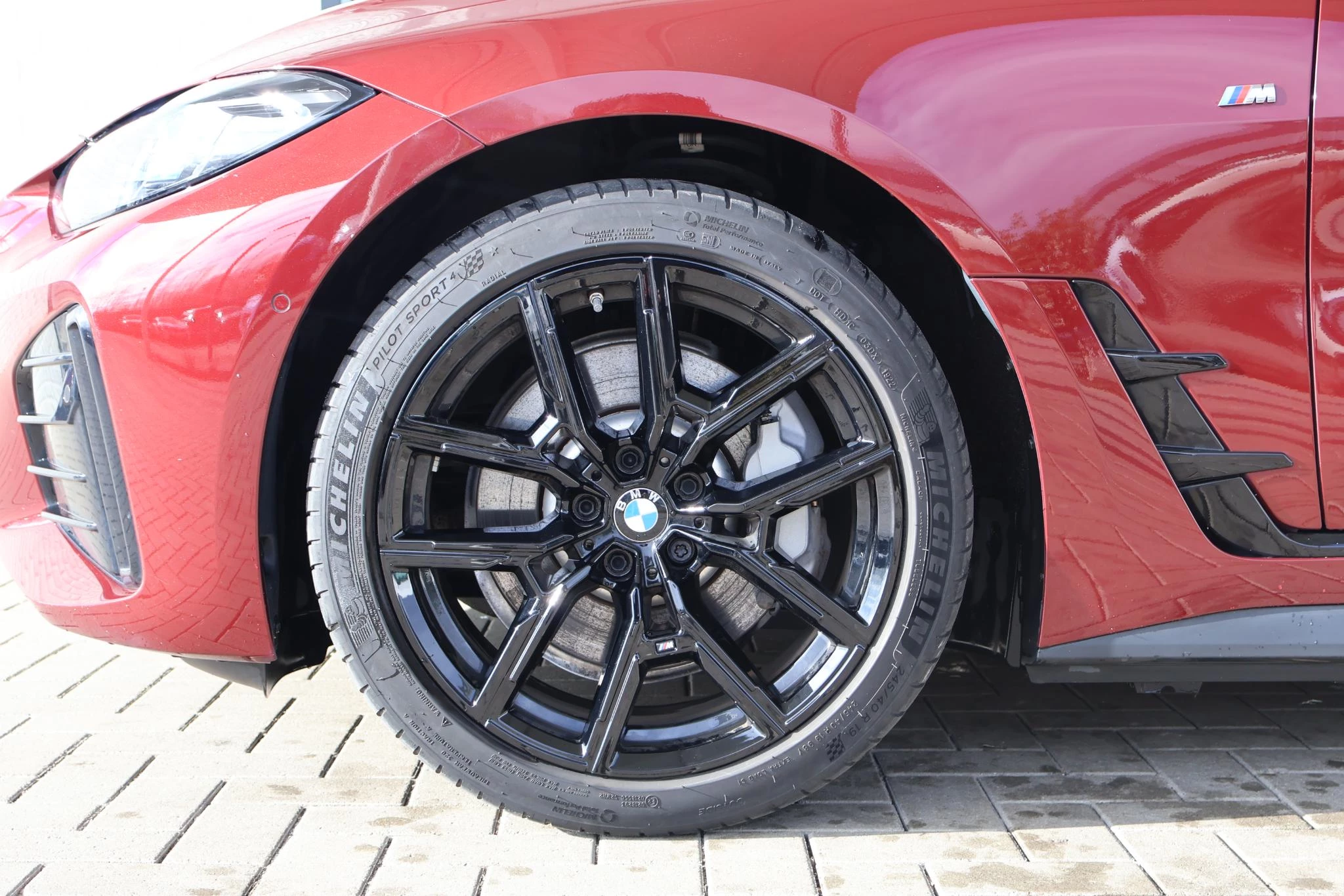 Hoofdafbeelding BMW i4