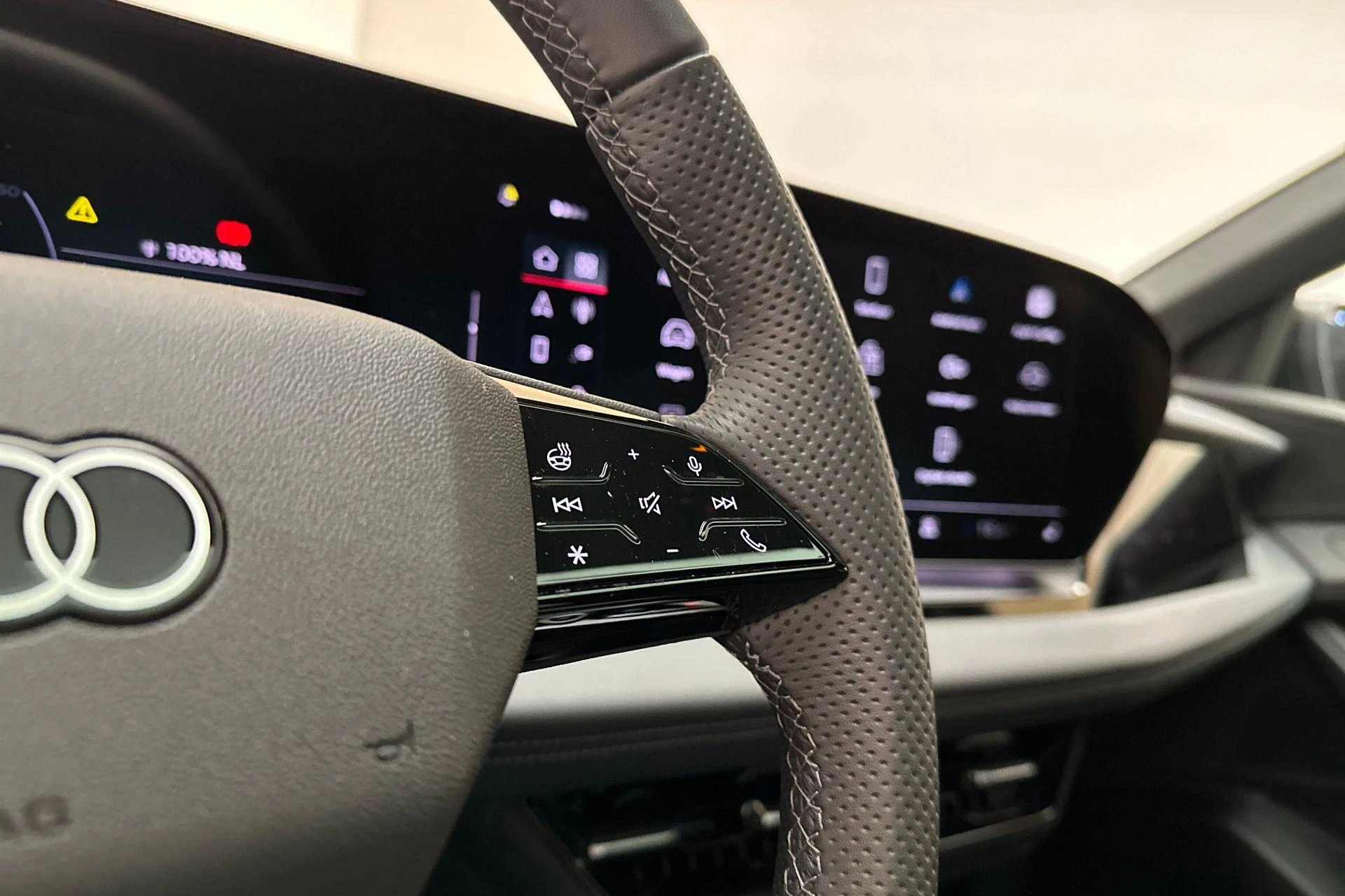 Hoofdafbeelding Audi Q6 e-tron