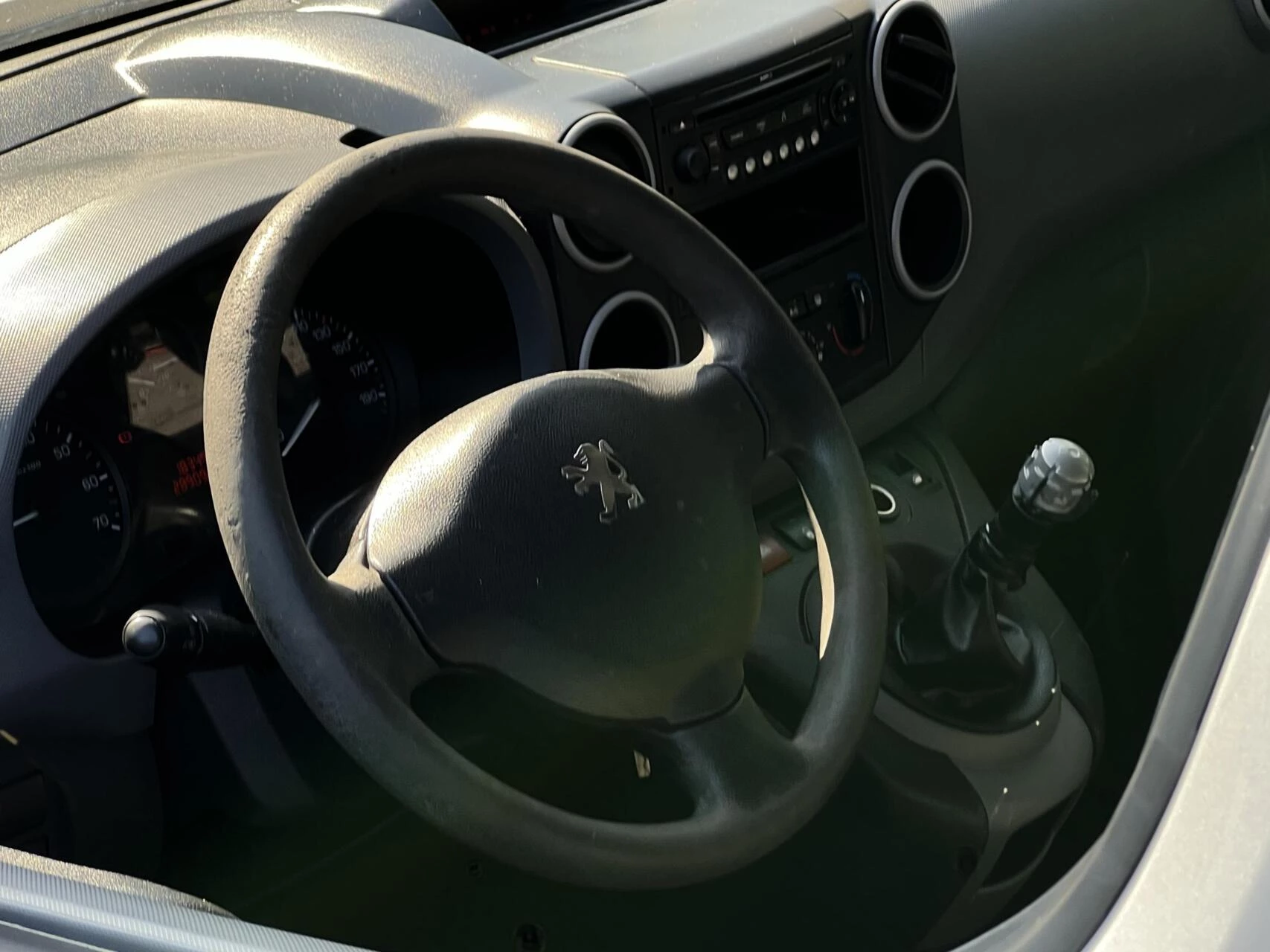 Hoofdafbeelding Peugeot Partner