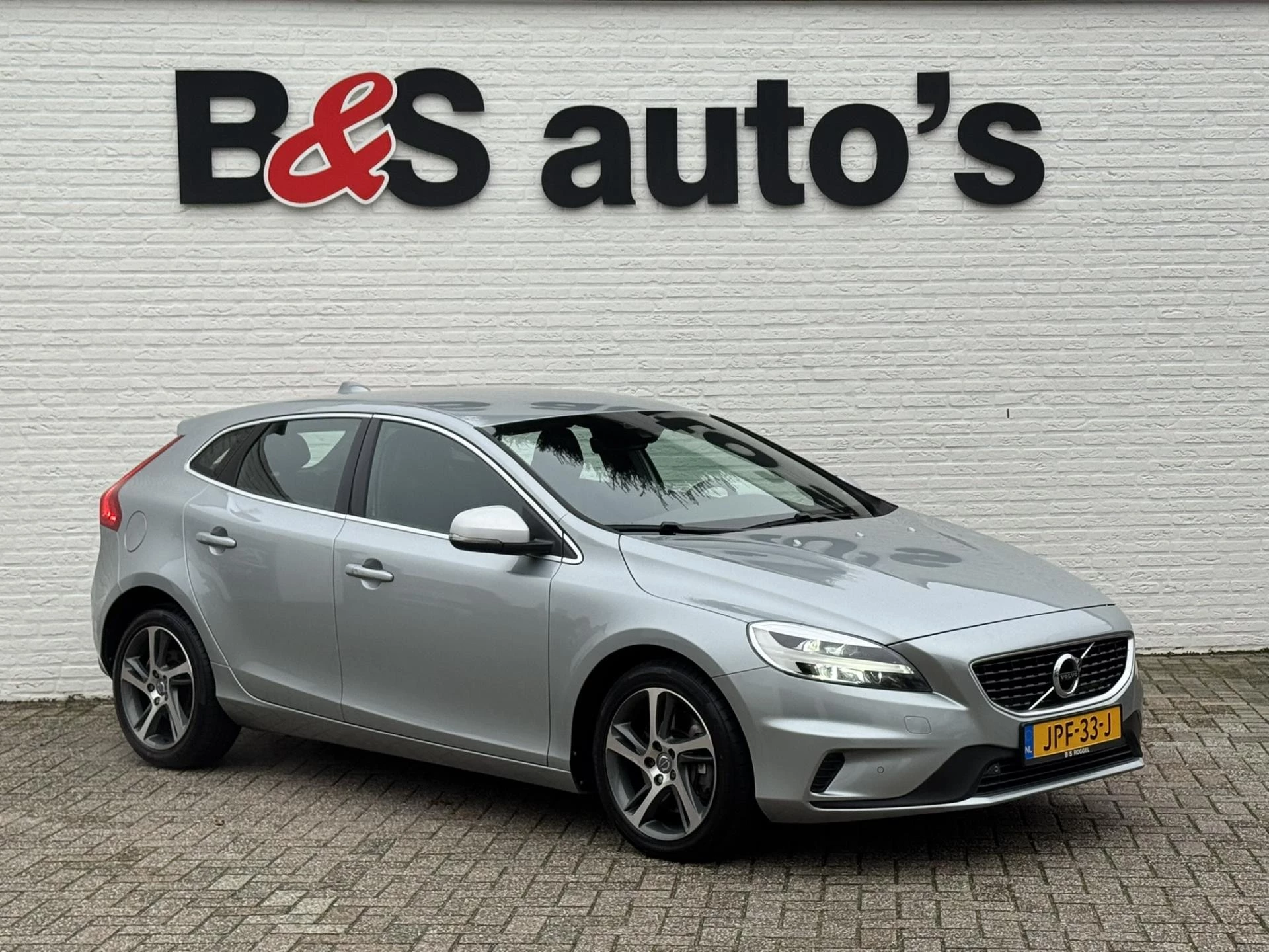 Hoofdafbeelding Volvo V40