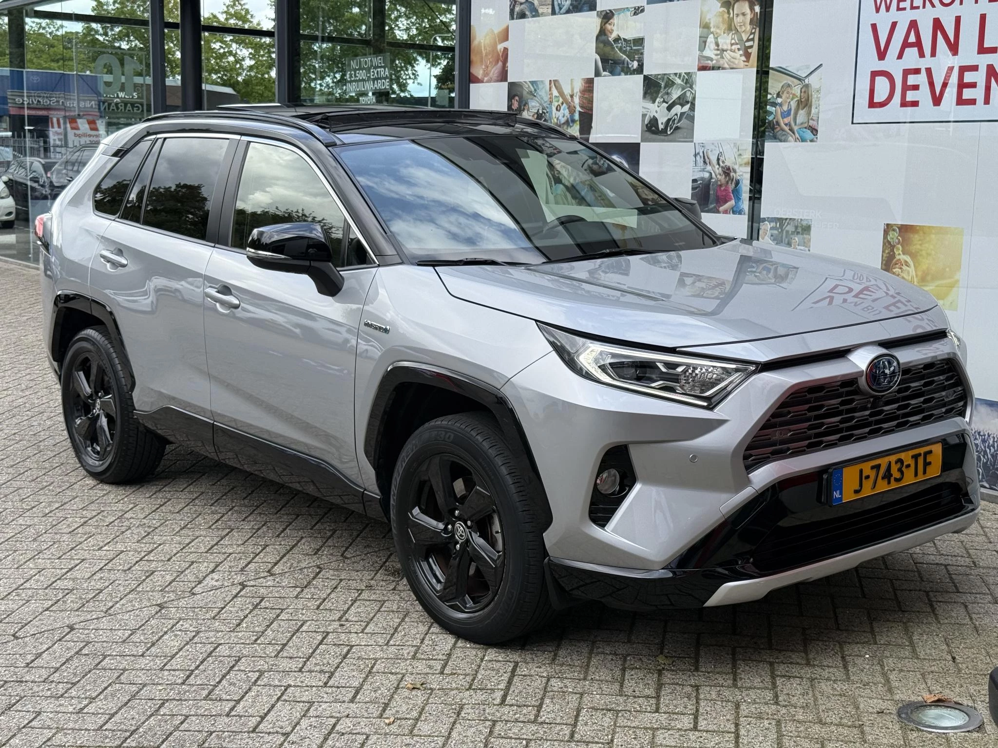 Hoofdafbeelding Toyota RAV4