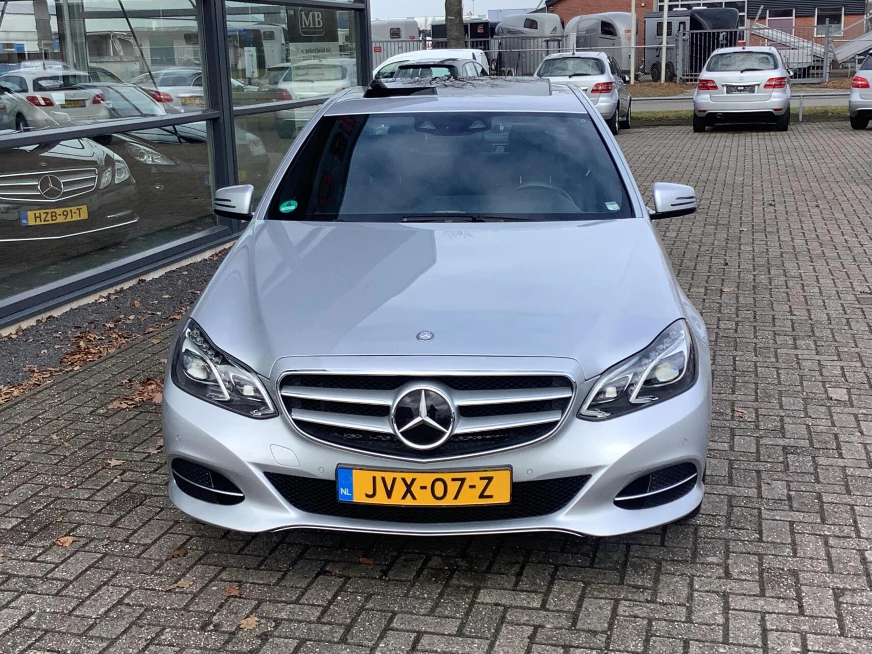 Hoofdafbeelding Mercedes-Benz E-Klasse