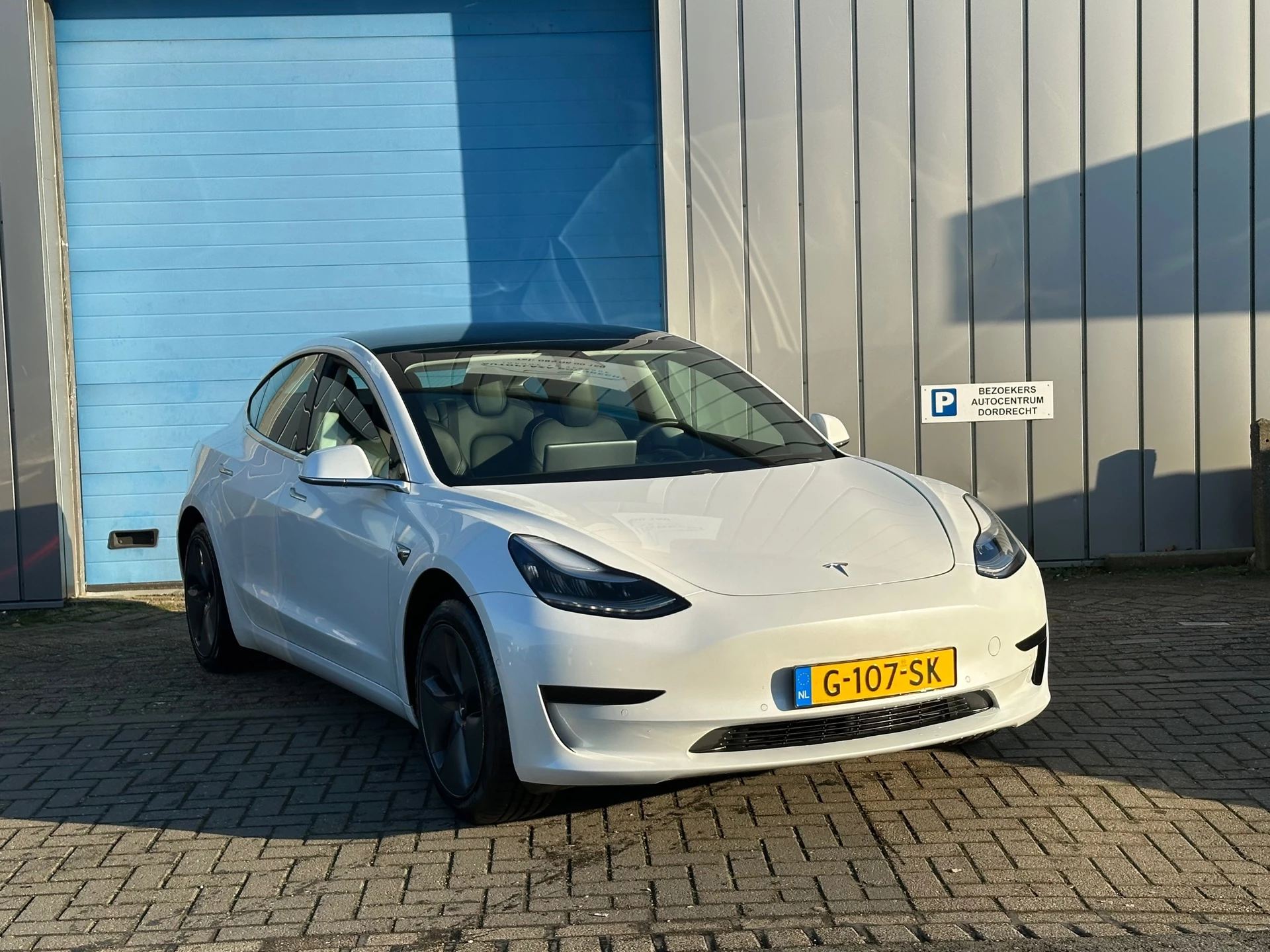 Hoofdafbeelding Tesla Model 3