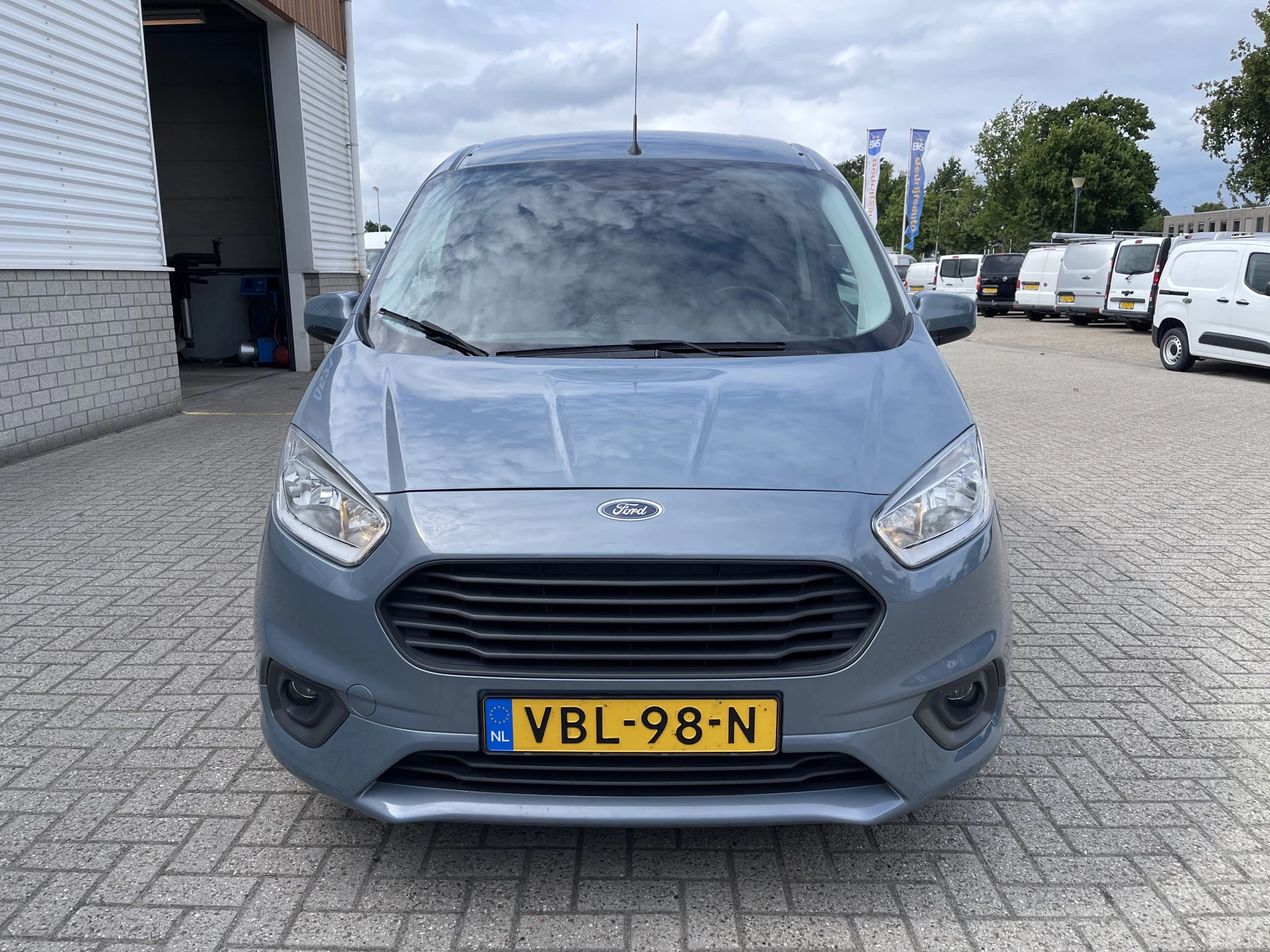 Hoofdafbeelding Ford Transit Courier