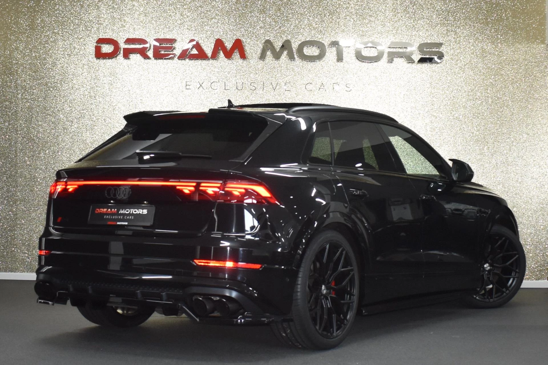 Hoofdafbeelding Audi Q8