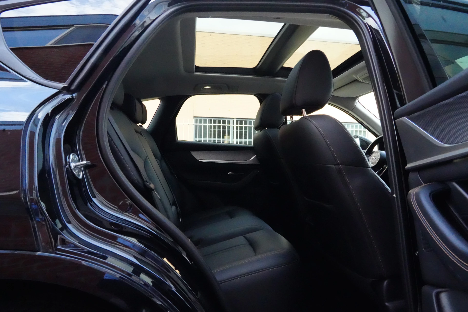 Hoofdafbeelding Mazda CX-60