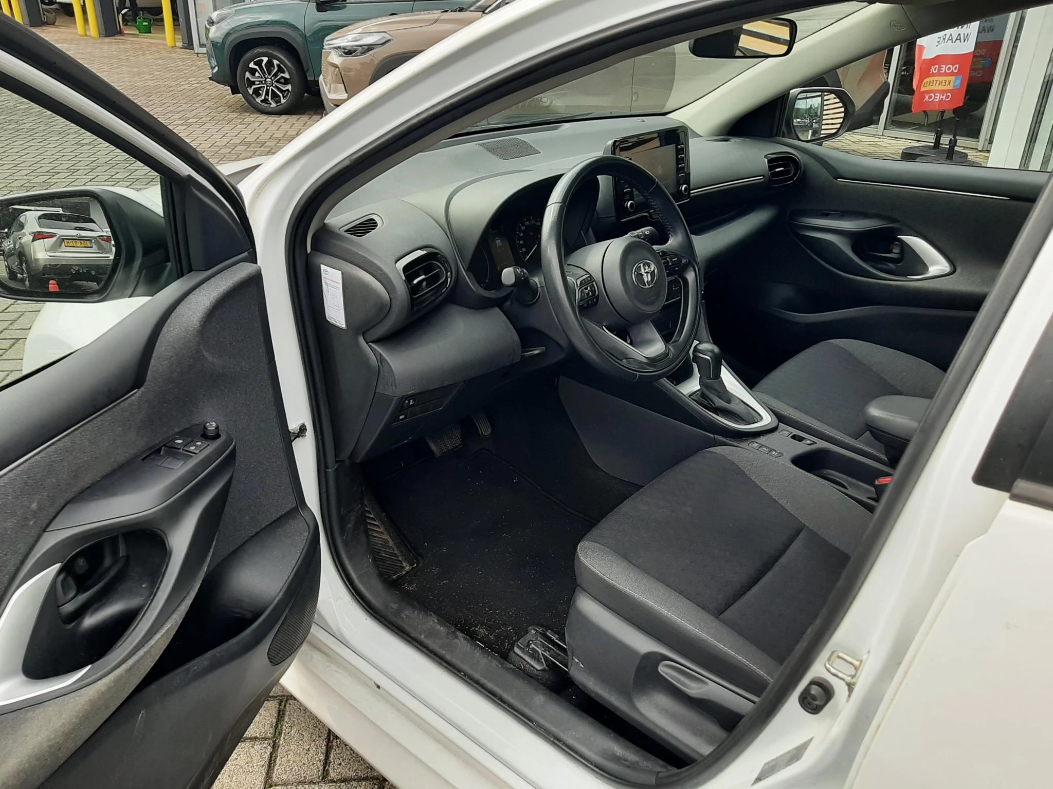 Hoofdafbeelding Toyota Yaris