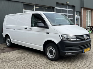 Volkswagen Transporter 2.0 TDI L2H1 Servicewagen Omvormer Airco Cruise control Trekhaak 2200kg Kastinrichting Werkplaats Parkeerhulp achter 1e eigenaar Euro 6 Dealer onderhouden